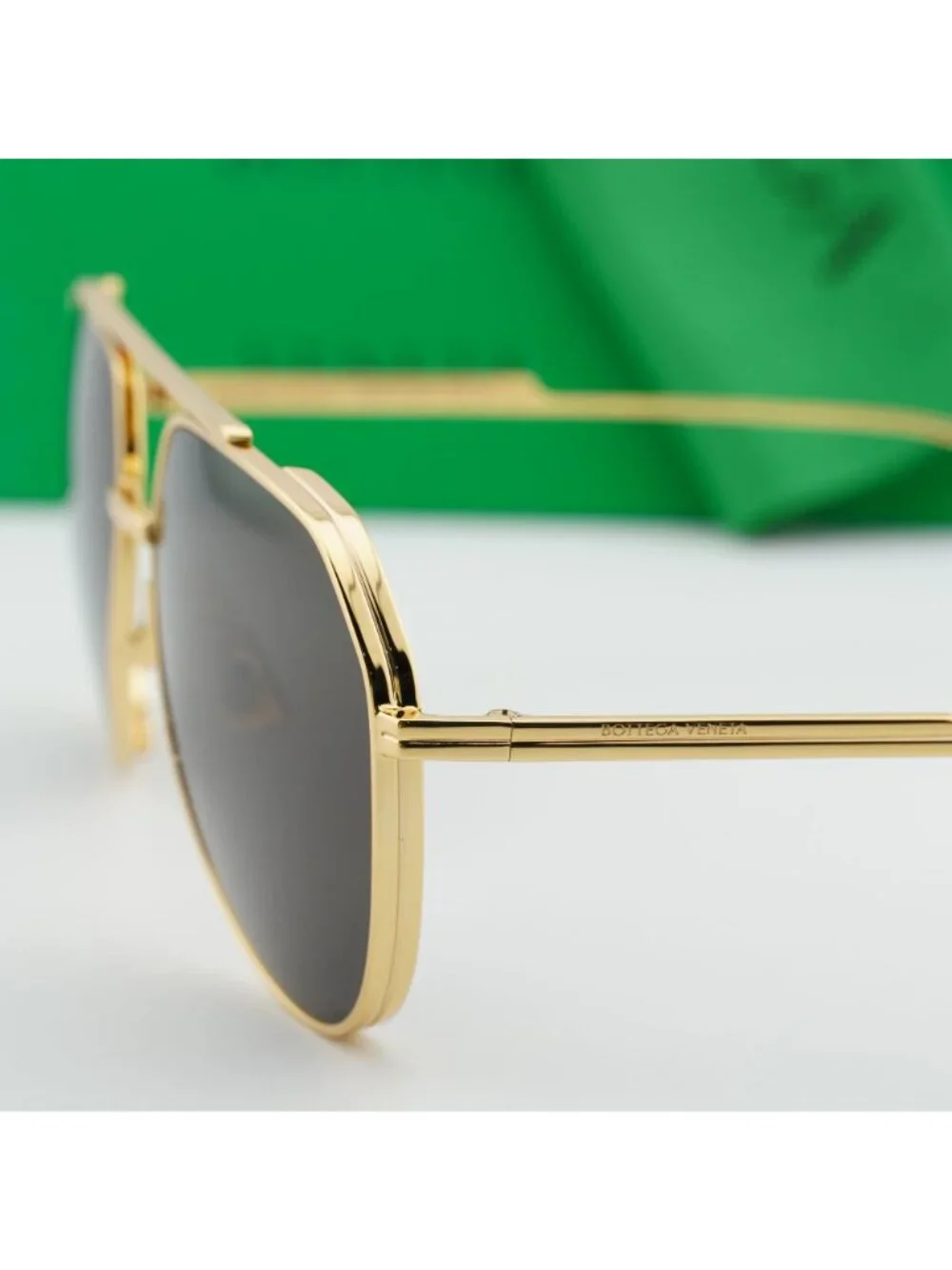 Bottega Veneta model bv1465s